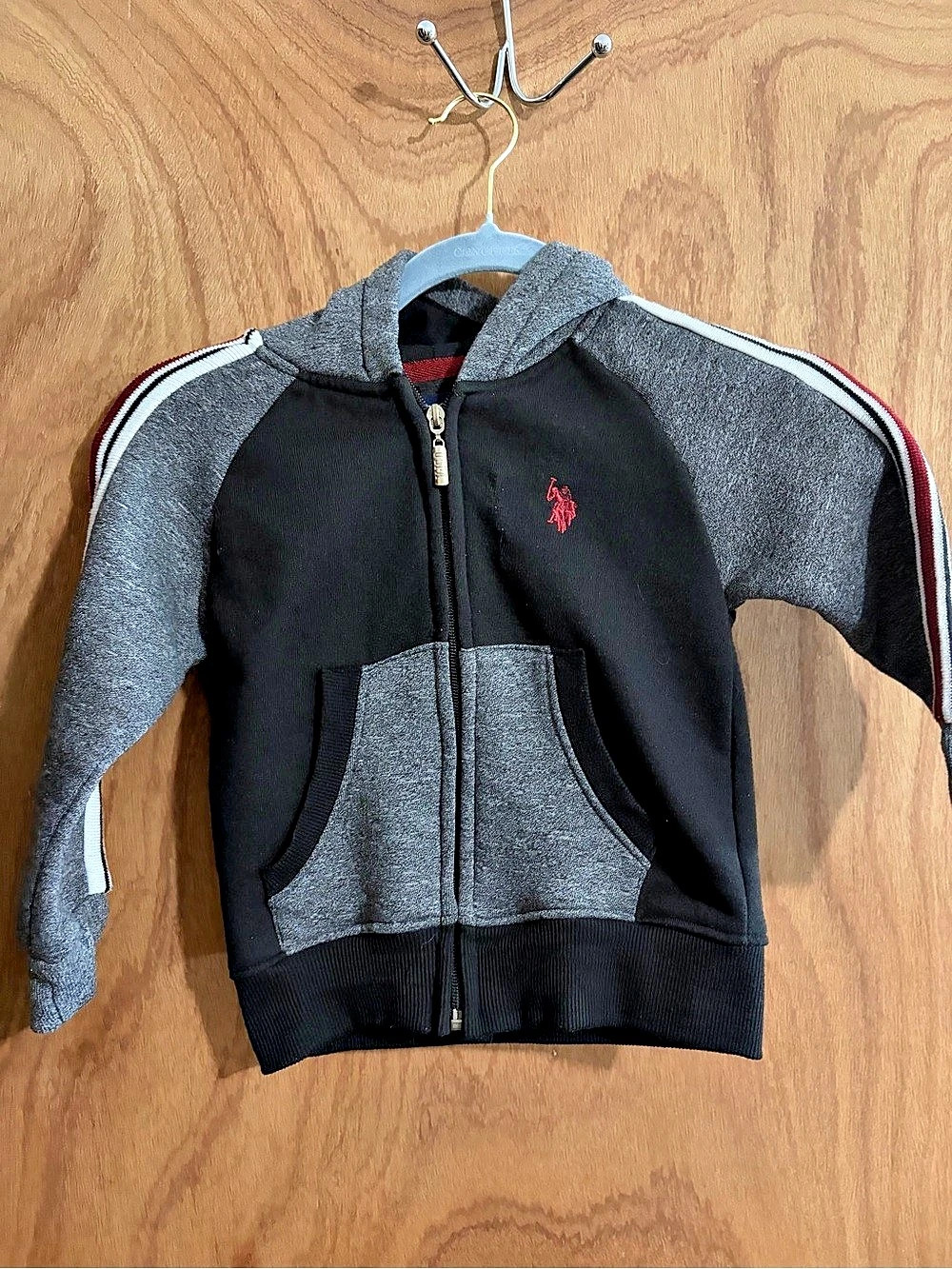 U.S. Polo Assn. Boys Size 4 Black Gray Zip Hoodie Like New
